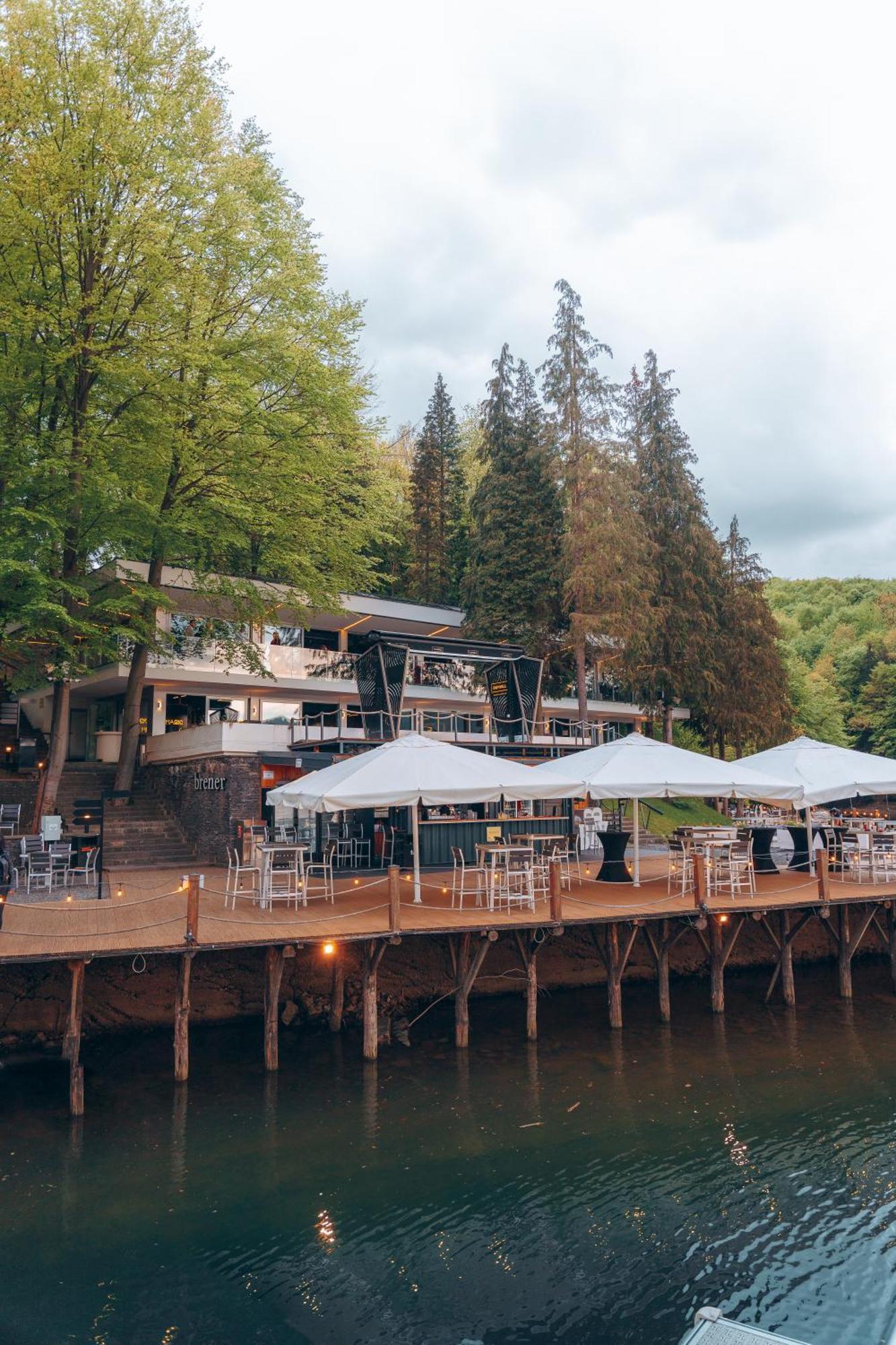 Adventure Lake Resort - Simared Бая-Маре Екстер'єр фото