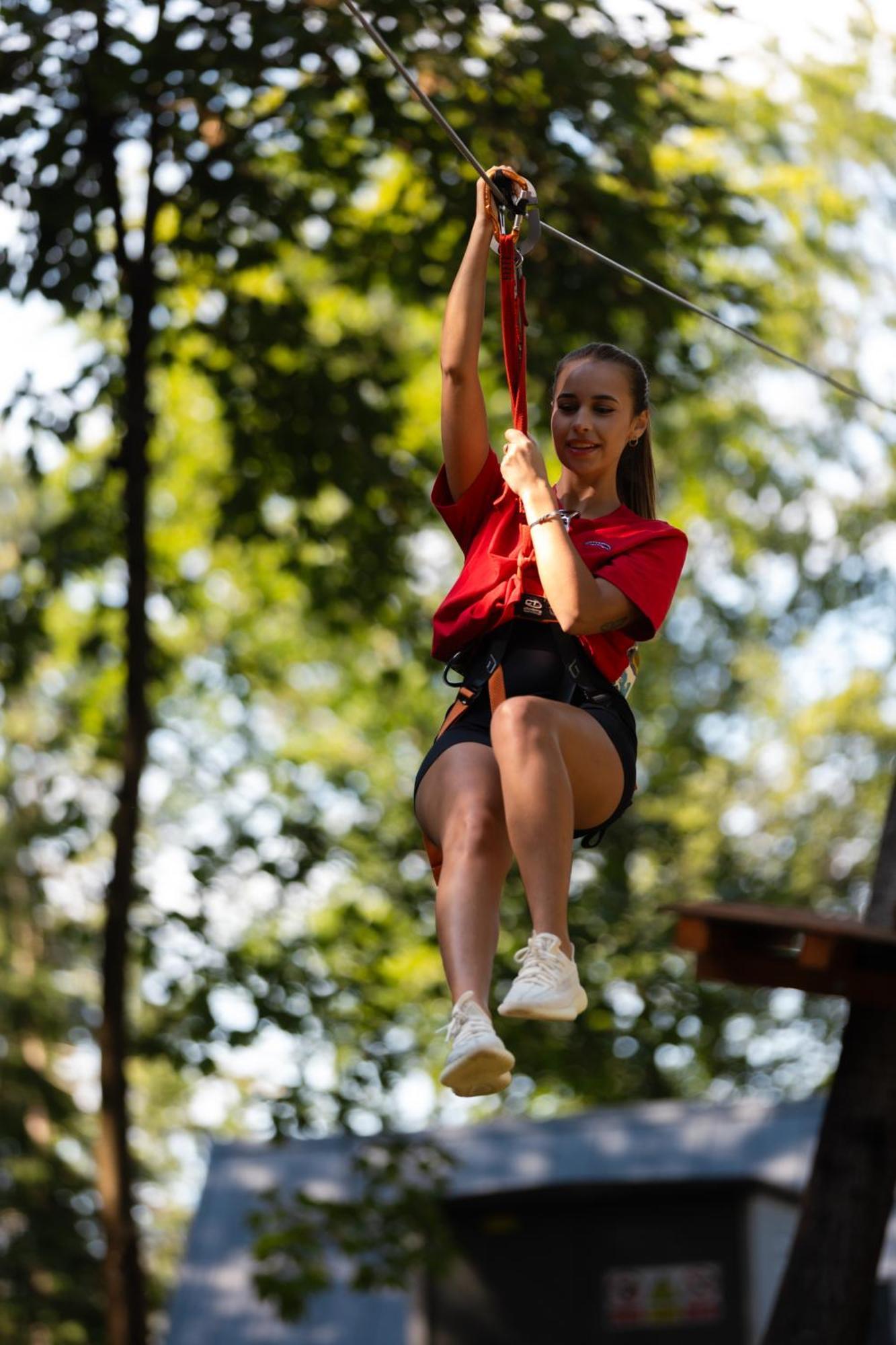 Adventure Lake Resort - Simared Бая-Маре Екстер'єр фото